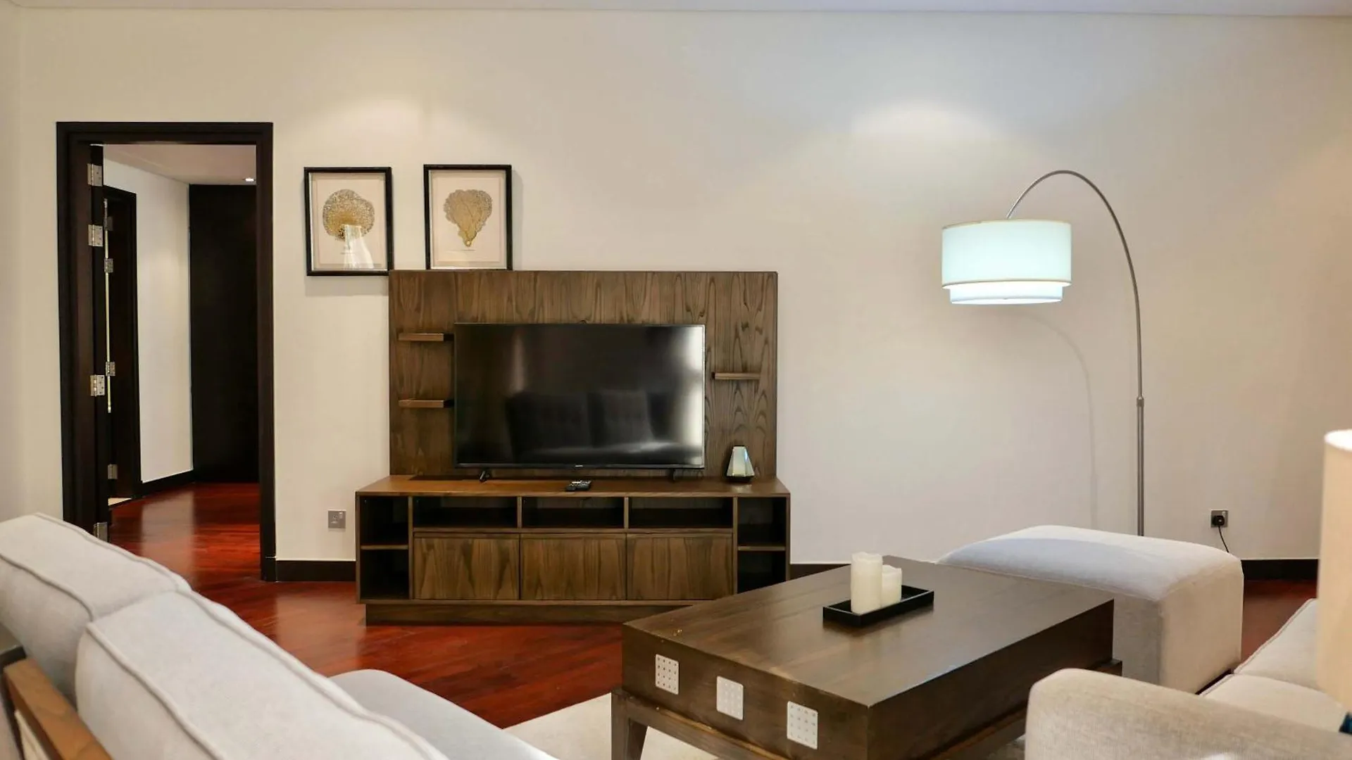 Oceanfront 2Br Apartment With Perfect Views Dubai