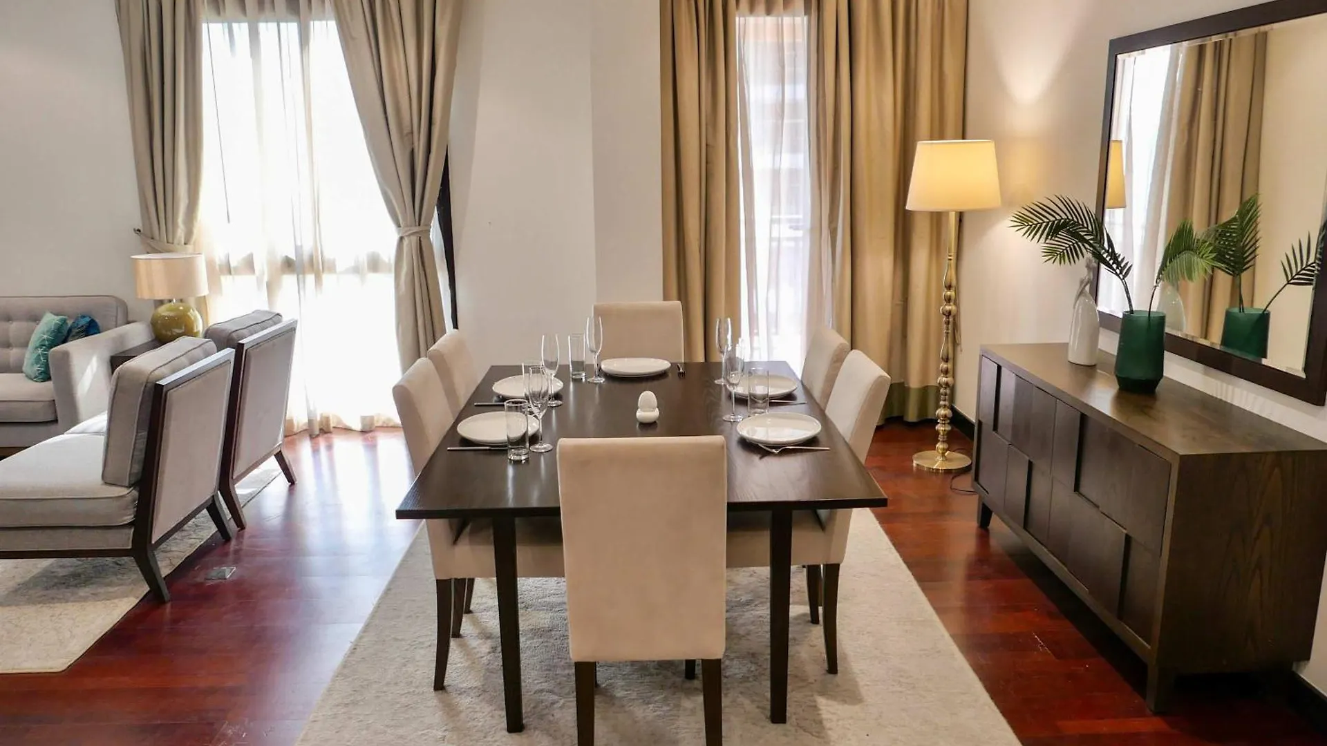 Oceanfront 2Br Apartment With Perfect Views Dubai