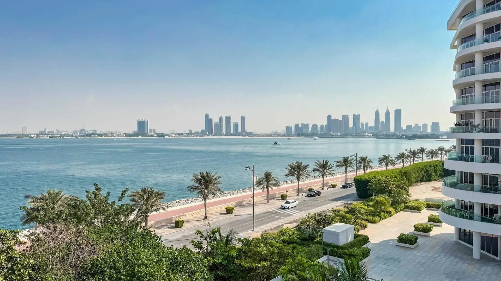 Oceanfront 2Br Apartment With Perfect Views Dubai